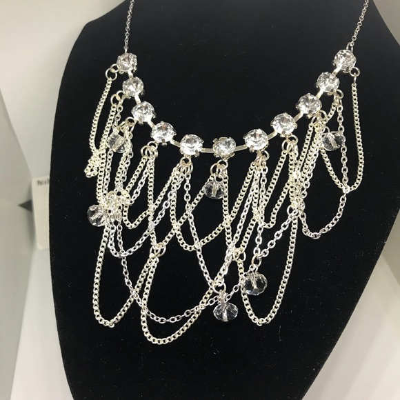 Beautiful Crystal Chain Statement Necklace [JW-16] - Picture 4 of 8